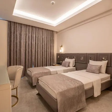 Muhtar Bed & Breakfast *